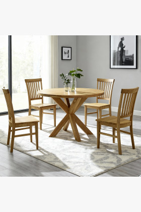 Jídelní set Holger & Rain – masívny dubový stôl a robustné stoličky